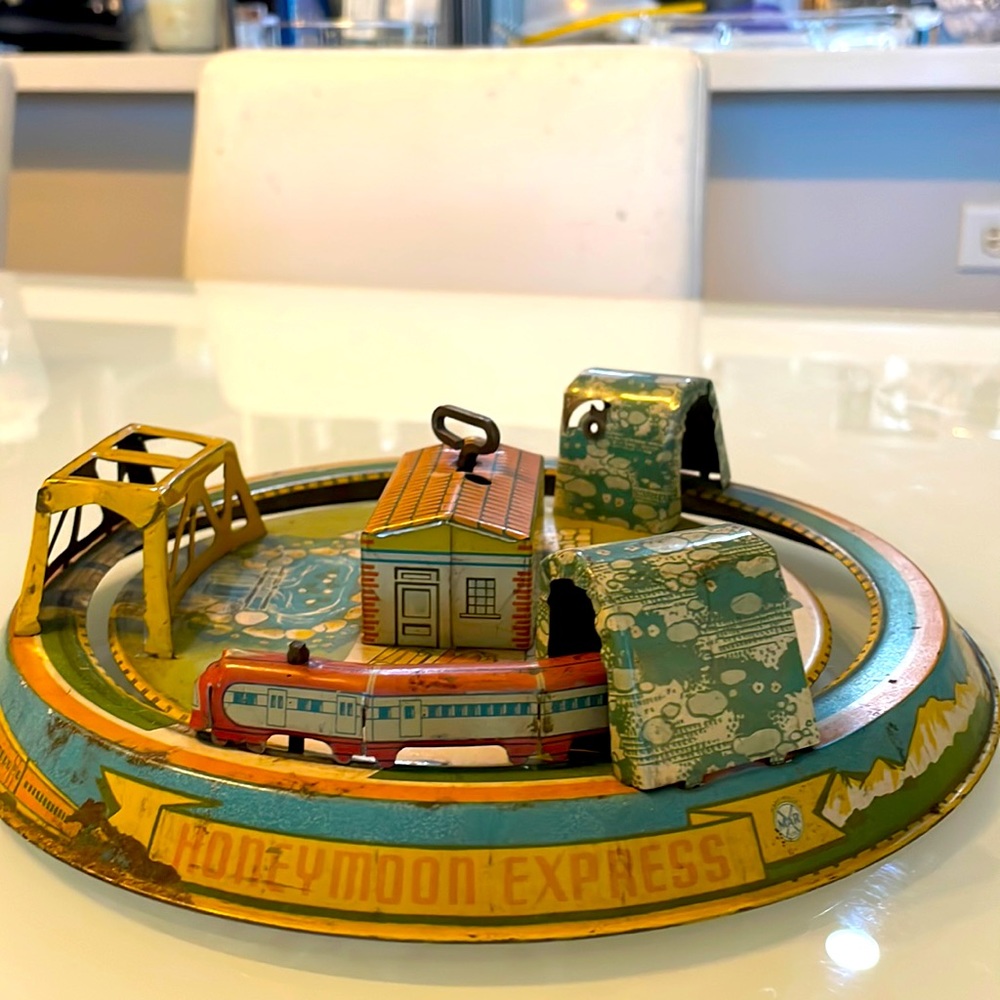 Vintage Tin Toy